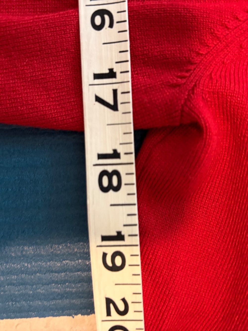 White House Black Market Sweater - Picture 4 of 5